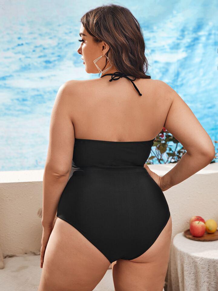 SHEIN Plus Size Solid Color Textured Fabric Backless Halter One-Piece Swimsuit - الصورة 2