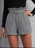 SHEIN Privé Belted Elegant Rooster Paw Shorts