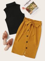 SHEIN Privé Turtleneck Top & Buttoned Paperbag Waist Set