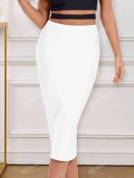 ‎Sexy women's body-fit skirt with a slit back and cotton hip design‎