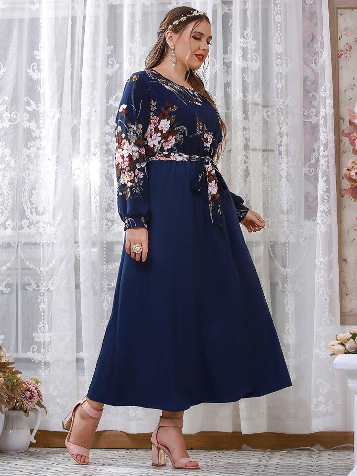 Plus Floral Print Belted Dress - الصورة 5