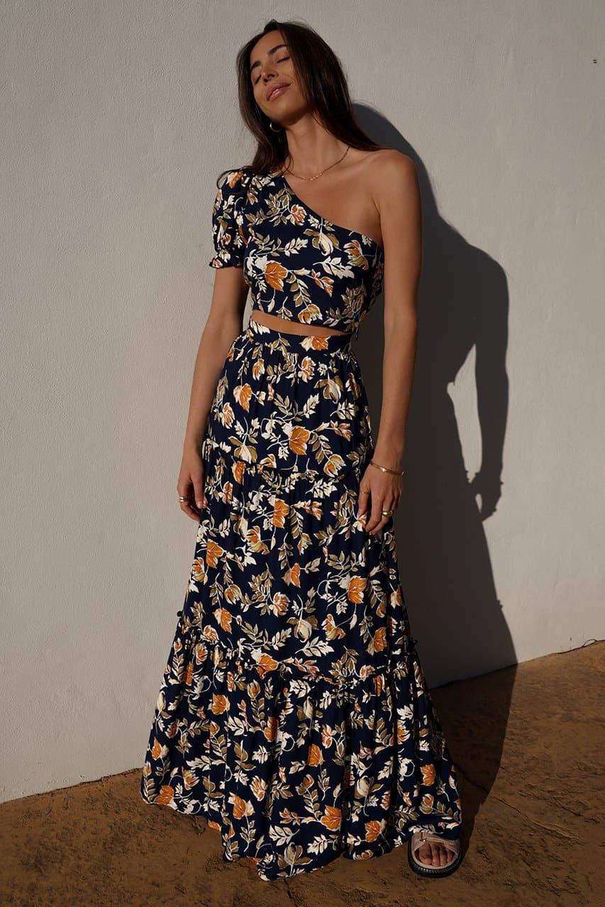 Elena One Shoulder Top - Navy Floral - الصورة 3