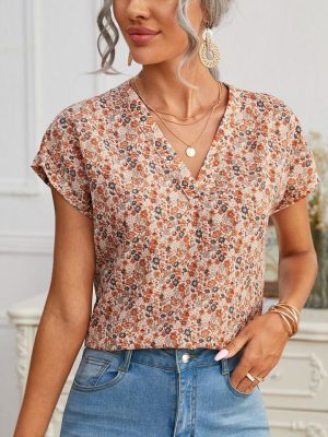 SHEIN Frenchy Ditsy Floral V Neck Top