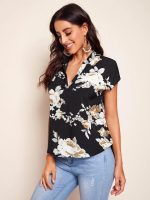 SHEIN Clasi V-neck floral print top