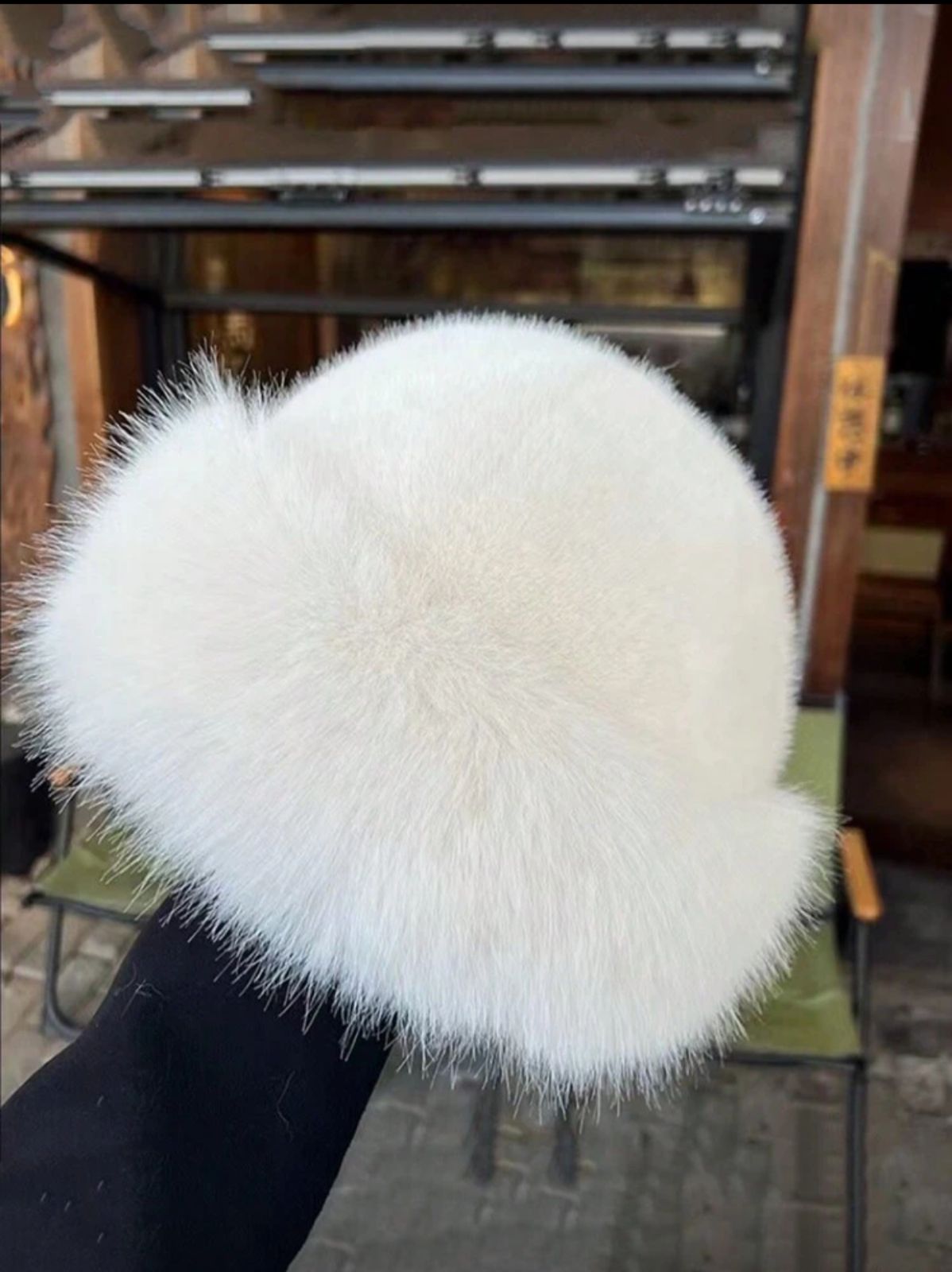 SHEIN Winter Furry Hats For Women - الصورة 3
