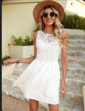 White SHEIN Dress Size (M)